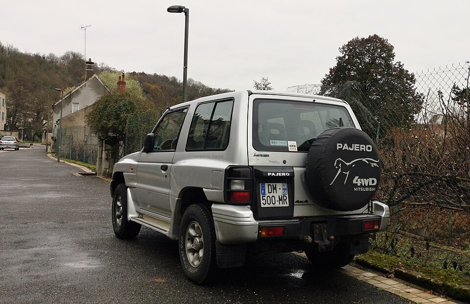 Mitsubishi Pajero en photo